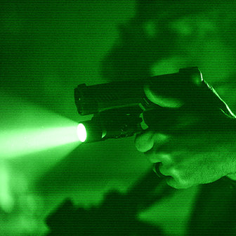 TLR-VIR II visible LED/IR illuminator/IR laser incl. rail locating keys 1 x CR123A - Box - Black